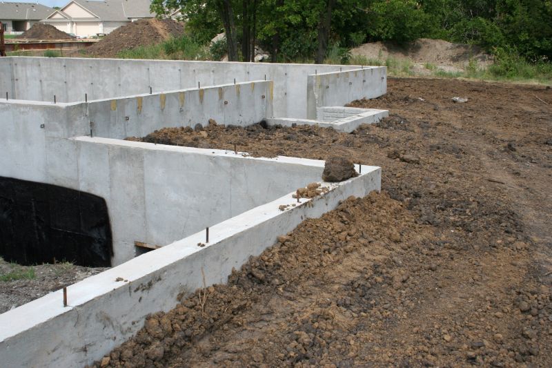 Foundation Wall Pouring in Auburndale, FL